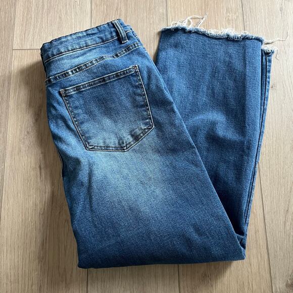 OAT Women's Medium Wash Raw Hem Wide Leg Jean Size 31 - Picture 3 of 8